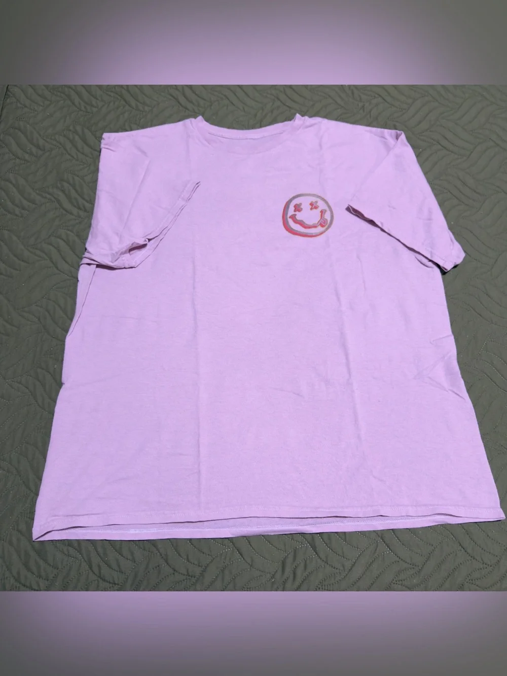 Nirvana Smiley Face Band T Shirt Women’s L/XL Pink Graphic Tee